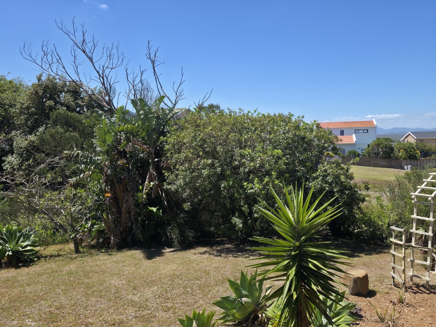 3 Bedroom Property for Sale in Wavecrest Eastern Cape